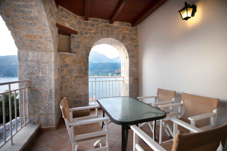 self catering apartment in Neo Oitylo Mani